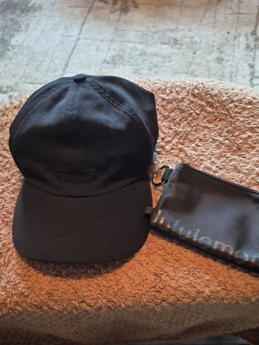 Womens Lululemon Black Baseball Cap with Matching Clippable Card Pouch